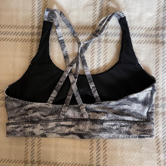 Lululemon Energy Bra Size 10 Power Luxtreme Hazy Days Black White - Picture 5 of 7